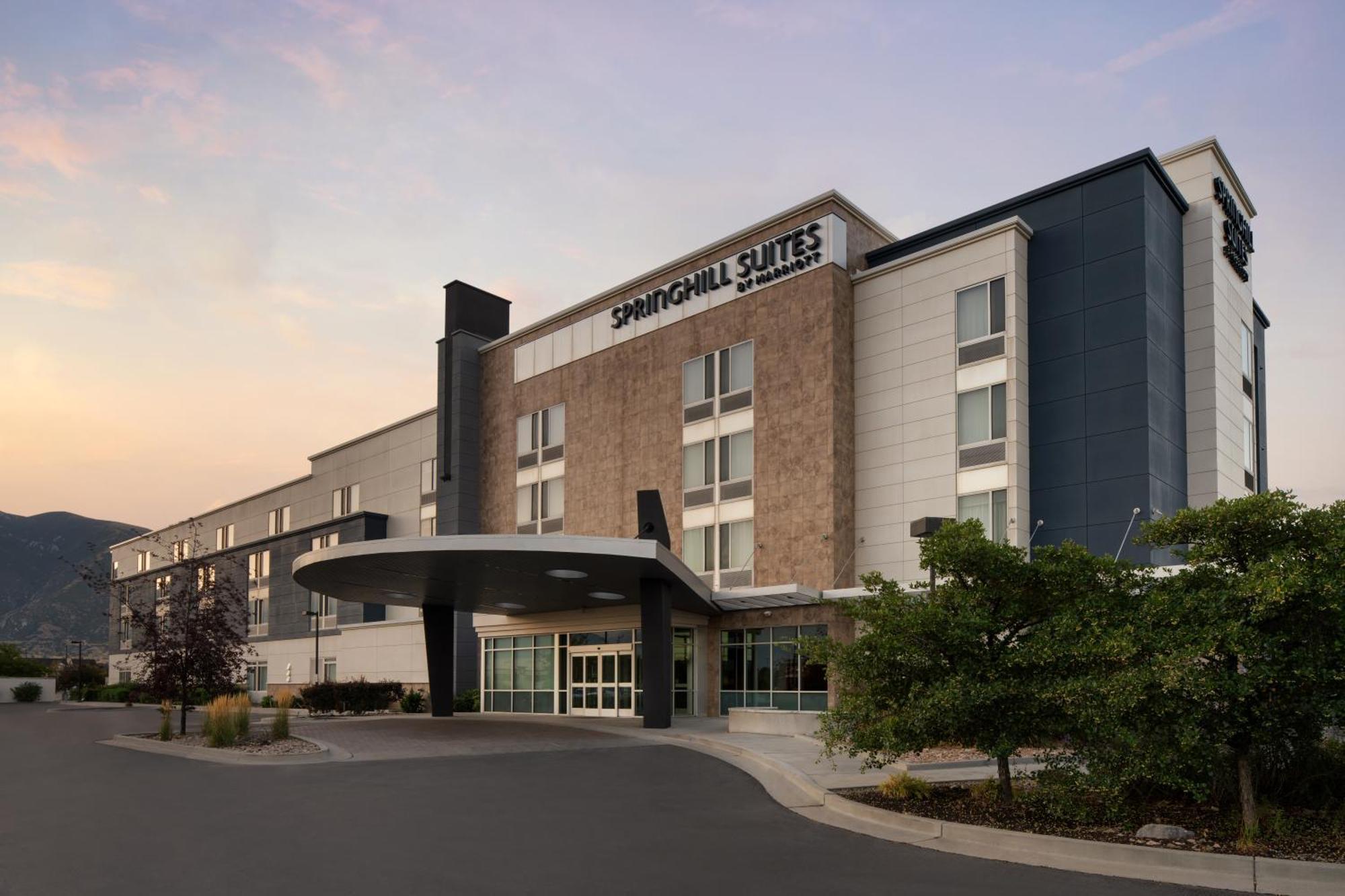 Springhill Suites By Marriott Salt Lake City דרפר מראה חיצוני תמונה