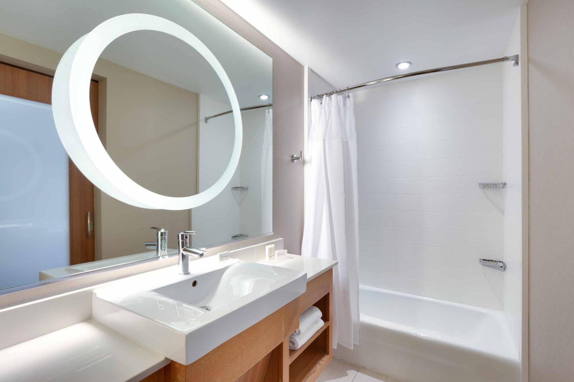 Springhill Suites By Marriott Salt Lake City דרפר מראה חיצוני תמונה
